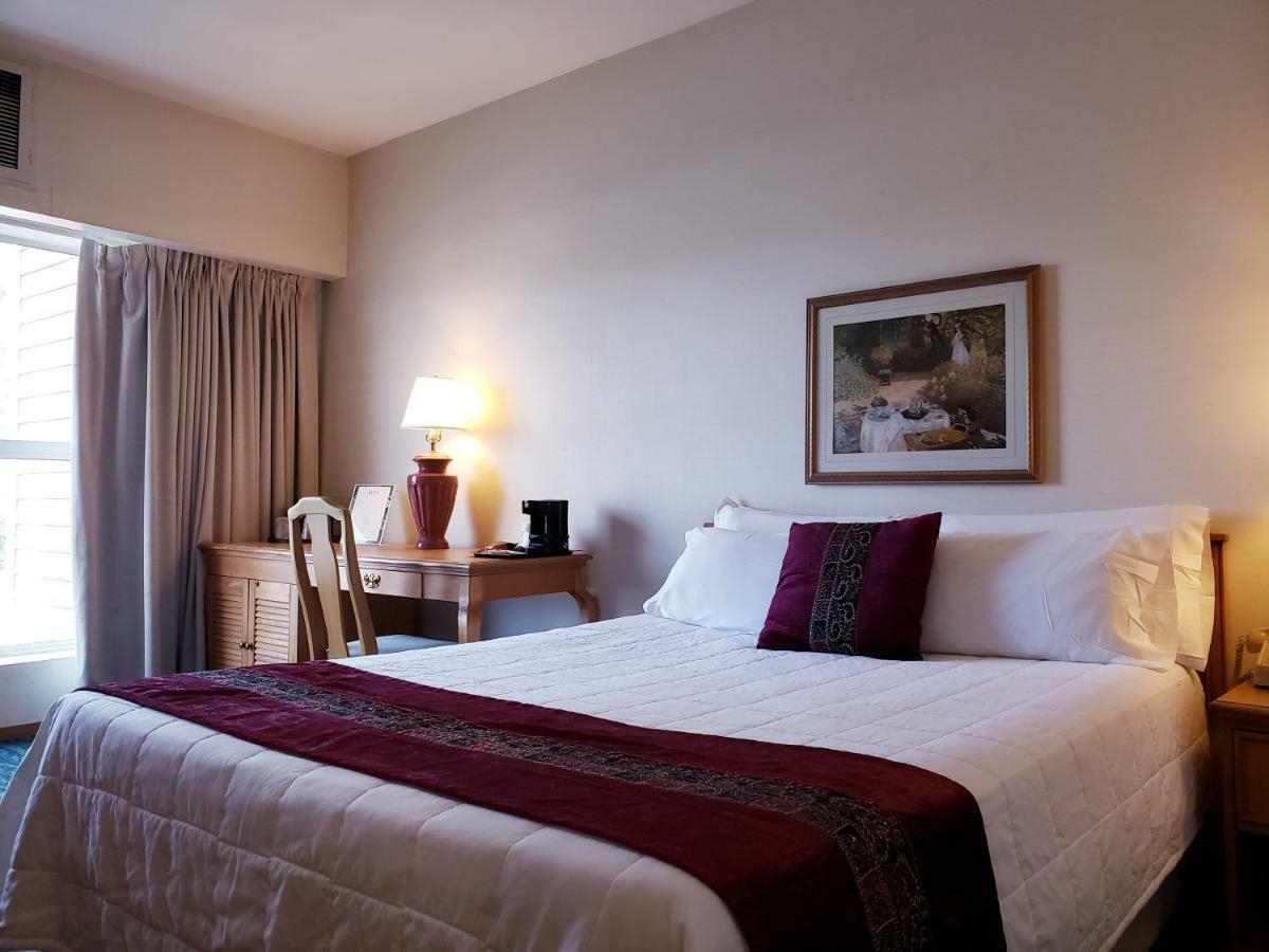 Totem Lake Hotel Kirkland Exteriér fotografie