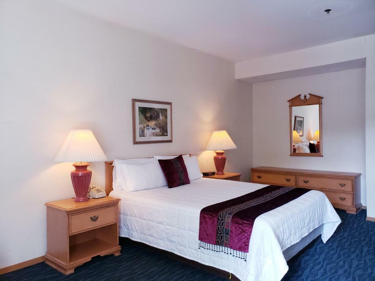 Totem Lake Hotel Kirkland Exteriér fotografie
